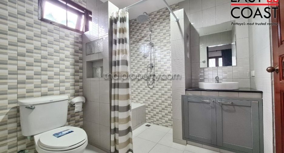 For sale and for rent 3 bedrooms house in Sattahip, Chonburi