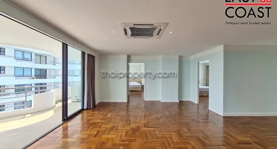 Condo en alquiler de 4 habitaciones en Bang Lamung, Chonburi