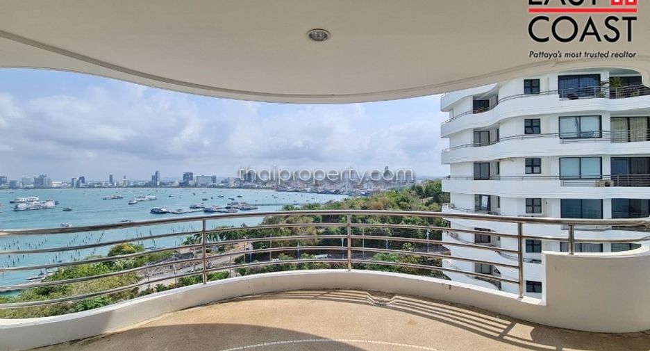 For rent 4 bedrooms condo in Bang Lamung, Chonburi