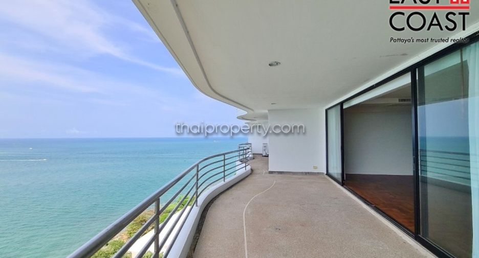 For rent 4 bedrooms condo in Bang Lamung, Chonburi