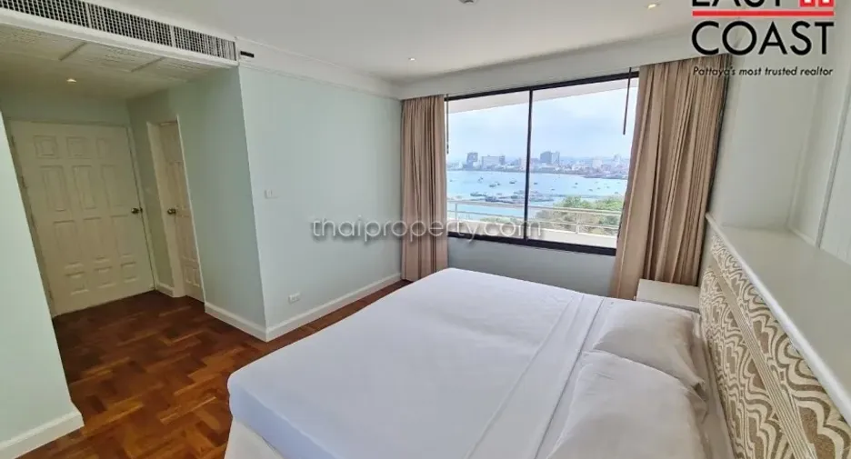 Condo en alquiler de 4 habitaciones en Bang Lamung, Chonburi