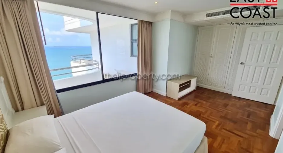Condo en alquiler de 4 habitaciones en Bang Lamung, Chonburi