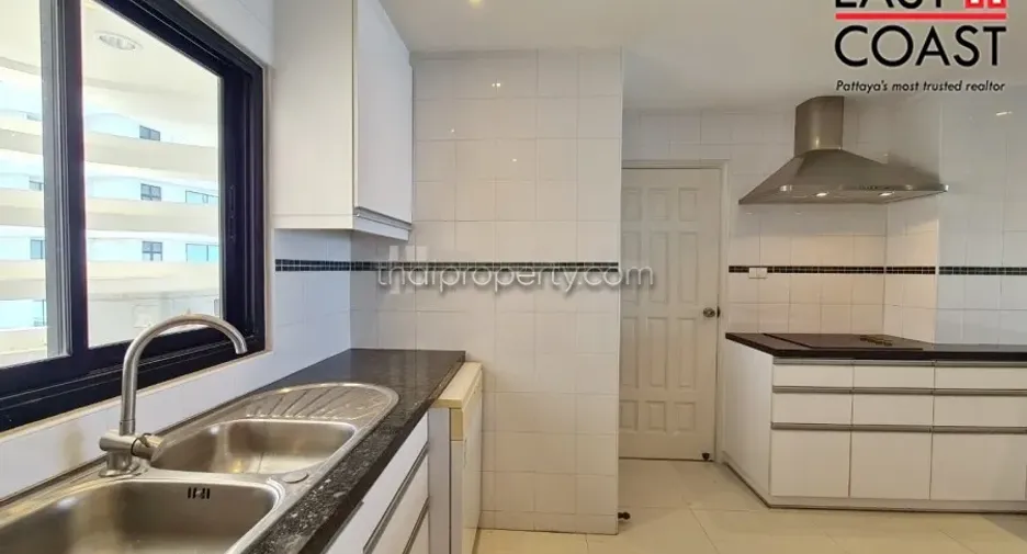 Condo en alquiler de 4 habitaciones en Bang Lamung, Chonburi
