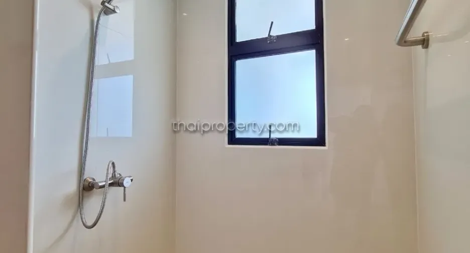 Condo en alquiler de 4 habitaciones en Bang Lamung, Chonburi