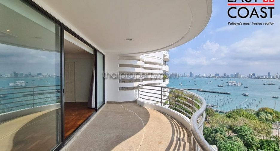 For rent 4 bedrooms condo in Bang Lamung, Chonburi