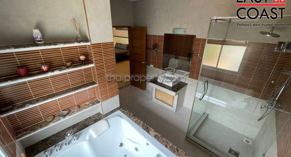 Haus zur Miete mit 3 Zimmer in Bang Lamung, Chonburi