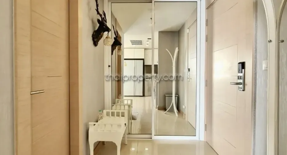 For rent 2 bedrooms condo in Bang Lamung, Chonburi