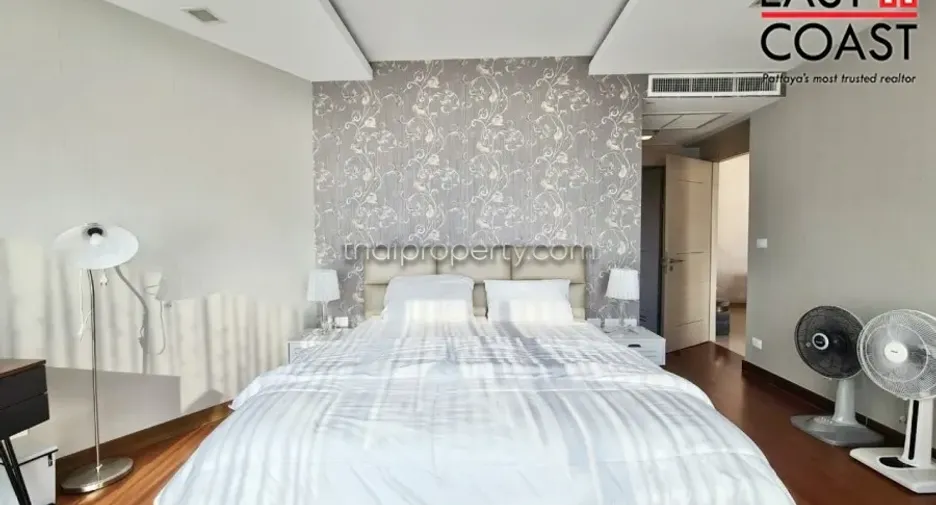 For rent 2 bedrooms condo in Bang Lamung, Chonburi