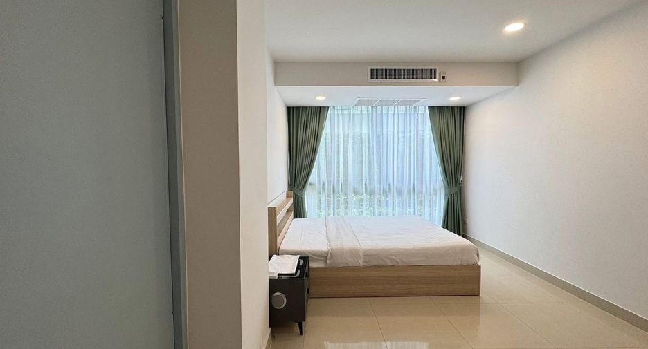 For sale 4 bedrooms condo in Bang Lamung, Chonburi