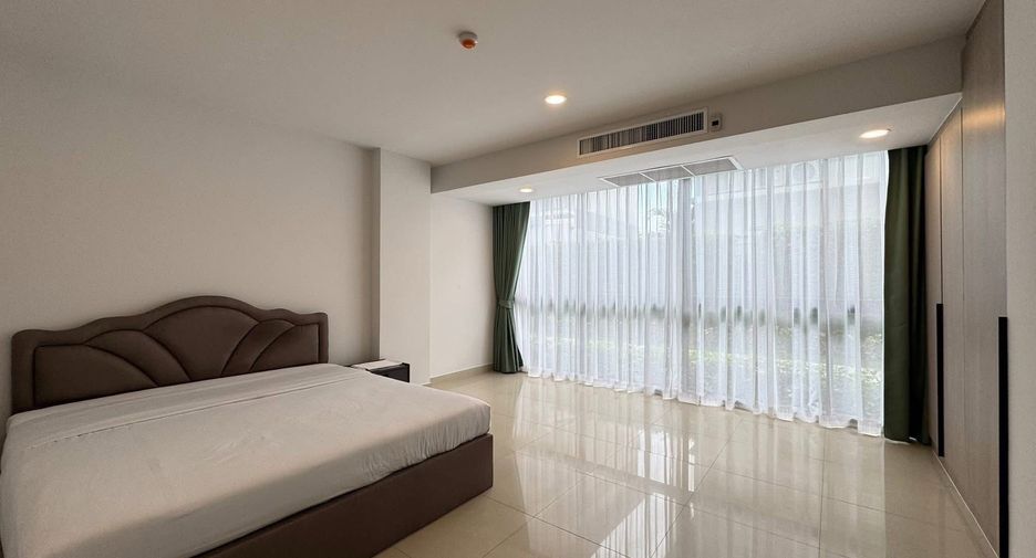 For sale 4 bedrooms condo in Bang Lamung, Chonburi