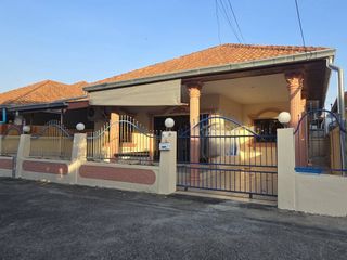 Casa en venta de 2 habitaciones en Bang Lamung, Chonburi