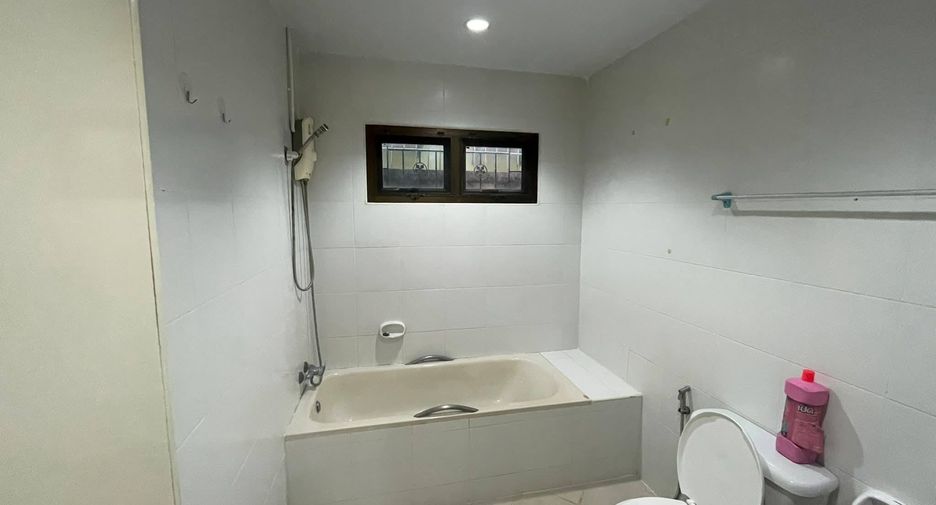 Casa en venta de 2 habitaciones en Bang Lamung, Chonburi