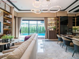 Casa en venta de 4 habitaciones en Bang Lamung, Chonburi
