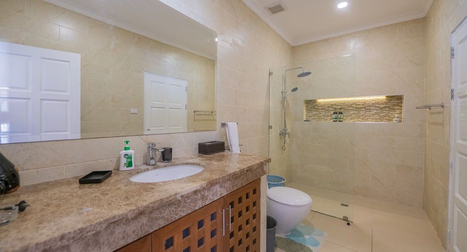 For rent 5 ベッドルーム house in Jomtien, Pattaya