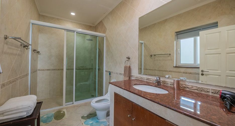 For rent 5 ベッドルーム house in Jomtien, Pattaya