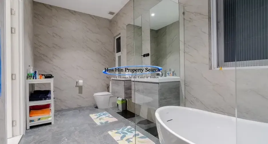 For sale 5 ベッドルーム house in Hua Hin, Prachuap Khiri Khan