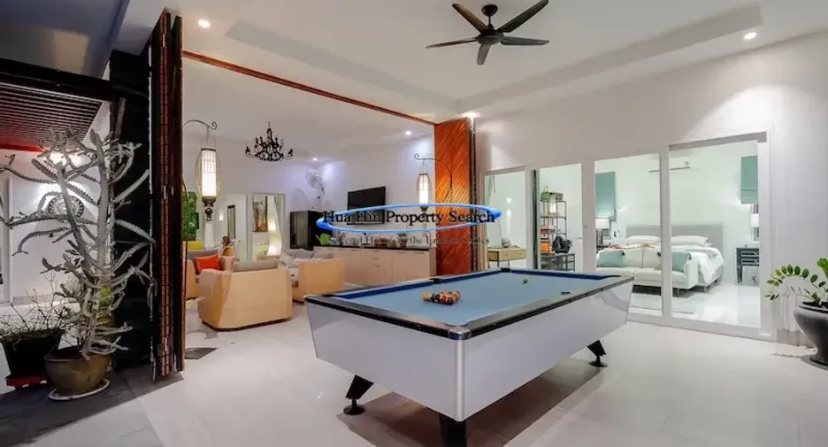 For sale 5 ベッドルーム house in Hua Hin, Prachuap Khiri Khan