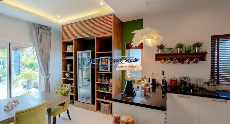 For sale 5 ベッドルーム house in Hua Hin, Prachuap Khiri Khan