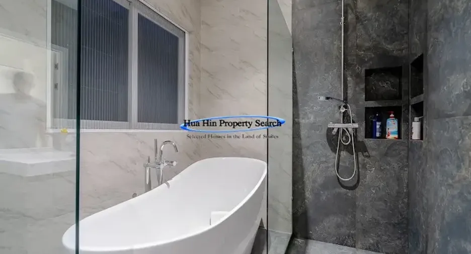 For sale 5 ベッドルーム house in Hua Hin, Prachuap Khiri Khan