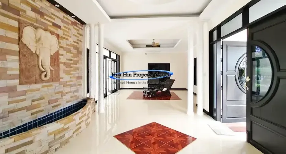 For sale 3 bedrooms house in Cha Am, Phetchaburi