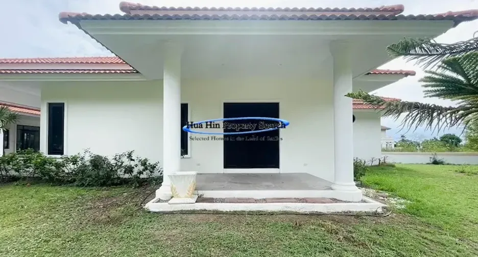 For sale 3 bedrooms house in Cha Am, Phetchaburi