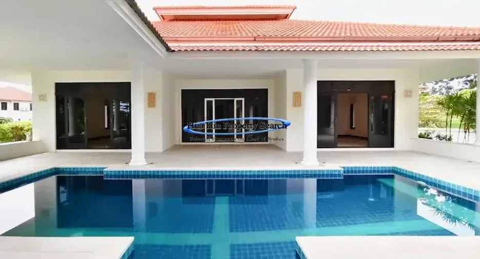 For sale 3 bedrooms house in Cha Am, Phetchaburi