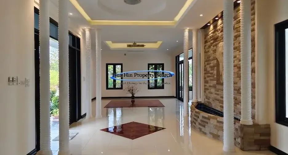 For sale 3 bedrooms house in Cha Am, Phetchaburi