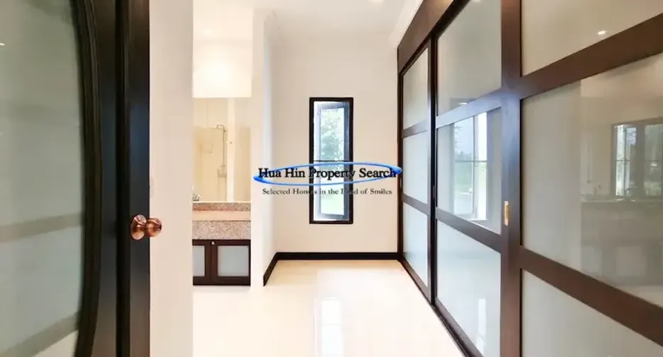 For sale 3 bedrooms house in Cha Am, Phetchaburi