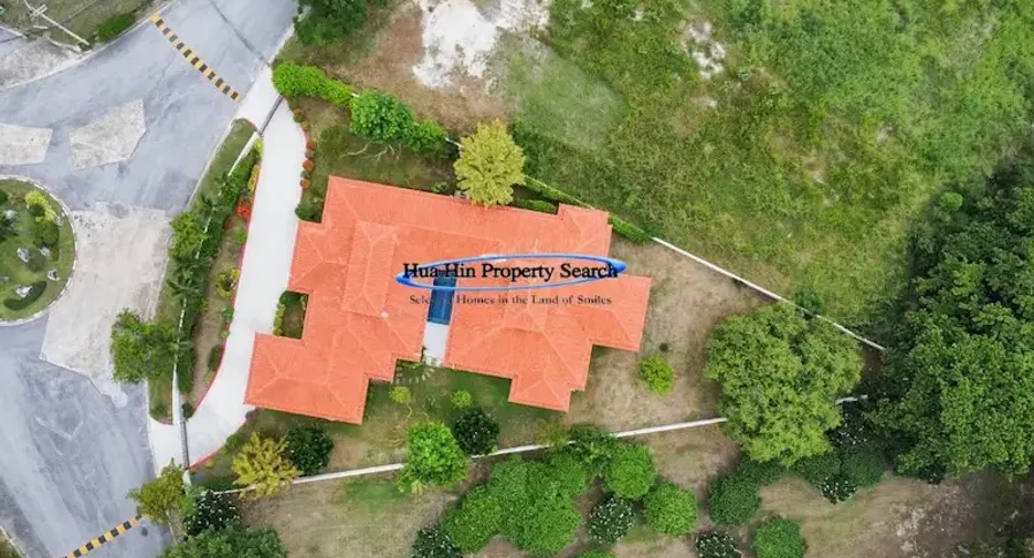 For sale 3 bedrooms house in Cha Am, Phetchaburi
