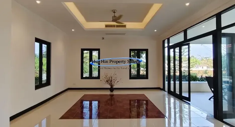 For sale 3 bedrooms house in Cha Am, Phetchaburi