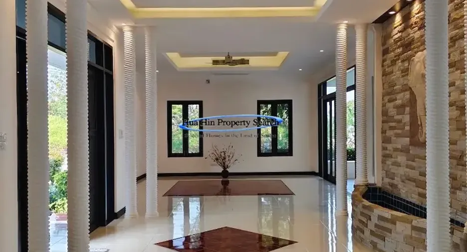 For sale 3 bedrooms house in Cha Am, Phetchaburi
