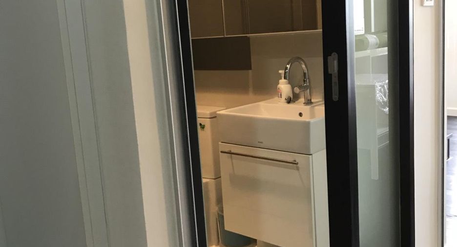 Wohnung zur Miete mit 1 Zimmer in Khlong Toei, Bangkok
