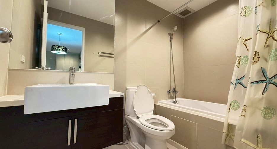 For rent and for sale 3 bedrooms condo in Khlong Toei, Bangkok