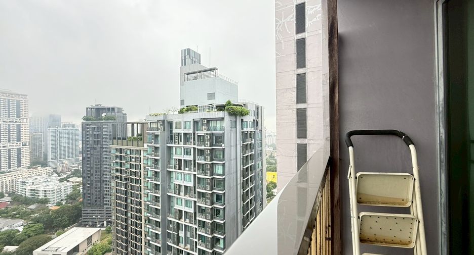 For rent and for sale 3 bedrooms condo in Khlong Toei, Bangkok