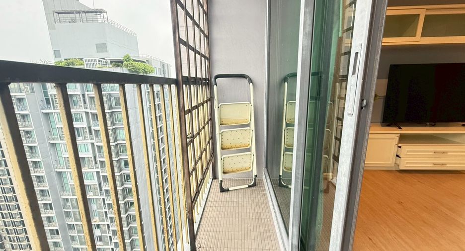 For rent and for sale 3 bedrooms condo in Khlong Toei, Bangkok