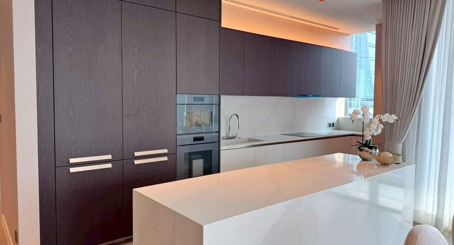 For rent 3 bedrooms condo in Sathon, Bangkok
