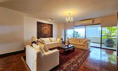 Condo en alquiler de 3 habitaciones en Watthana, Bangkok
