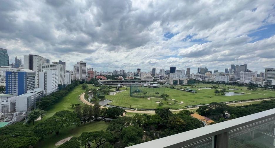For rent 2 bedrooms condo in Pathum Wan, Bangkok
