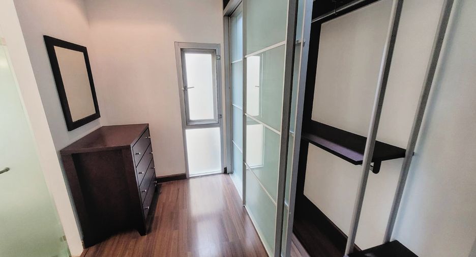 Condo en alquiler de 2 habitaciones en Watthana, Bangkok
