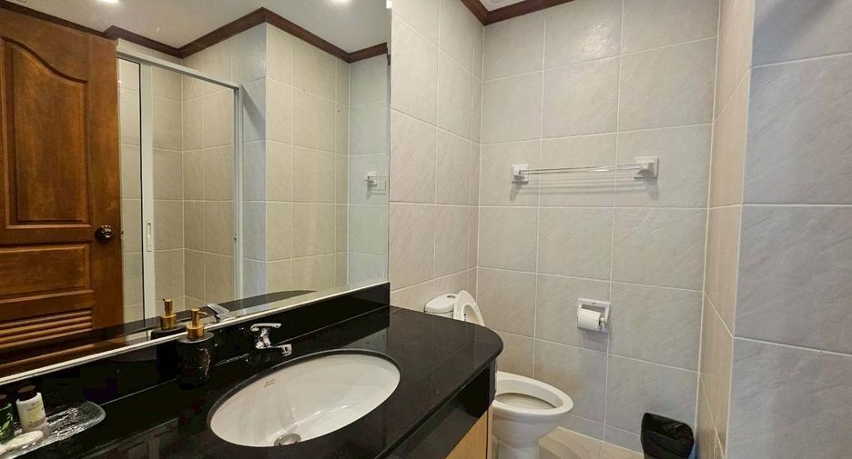 Wohnung zur Miete mit 3 Zimmer in Watthana, Bangkok