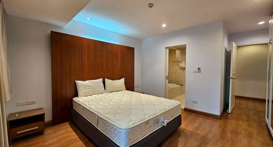 Wohnung zur Miete mit 2 Zimmer in Pathum Wan, Bangkok