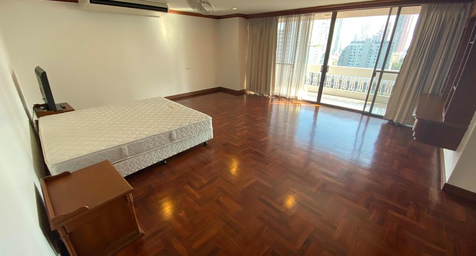 À louer 3 chambres condo à Khlong Toei, Bangkok