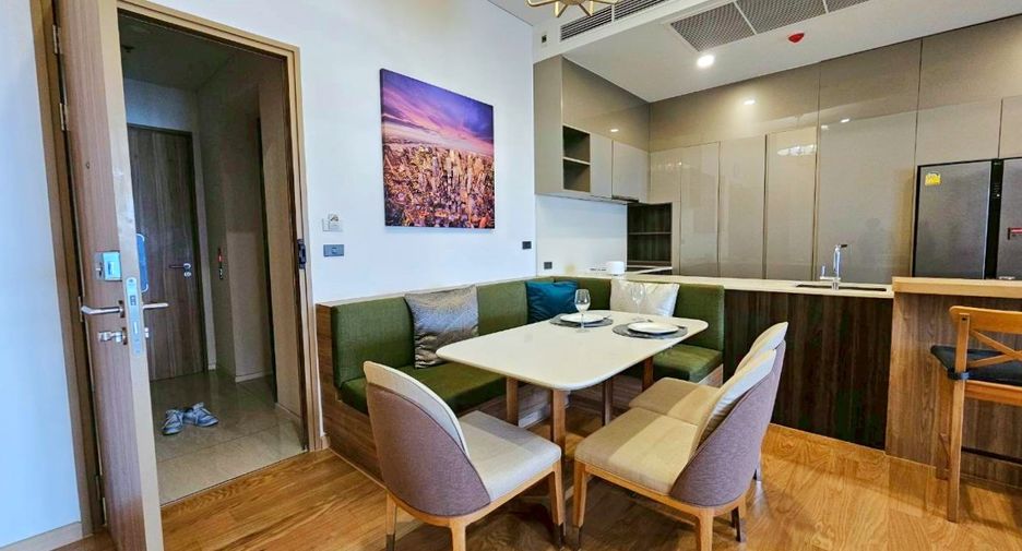 For rent 3 bedrooms condo in Watthana, Bangkok