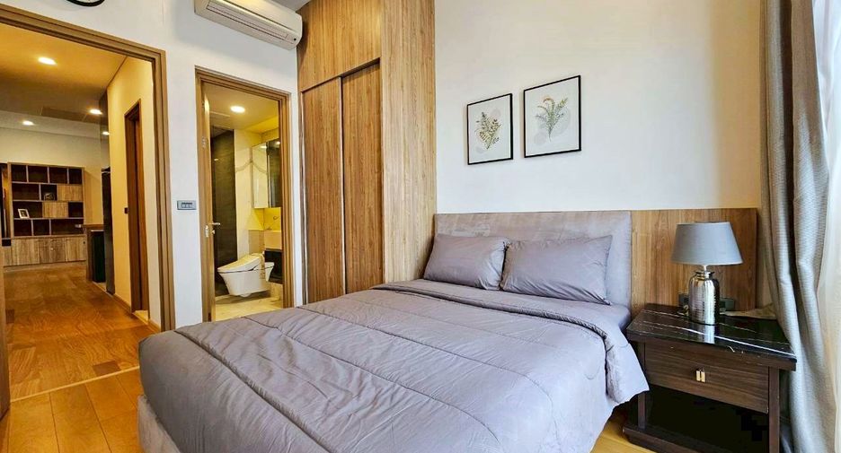 For rent 3 bedrooms condo in Watthana, Bangkok