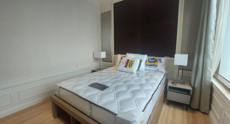 For rent 2 bedrooms condo in Khlong Toei, Bangkok