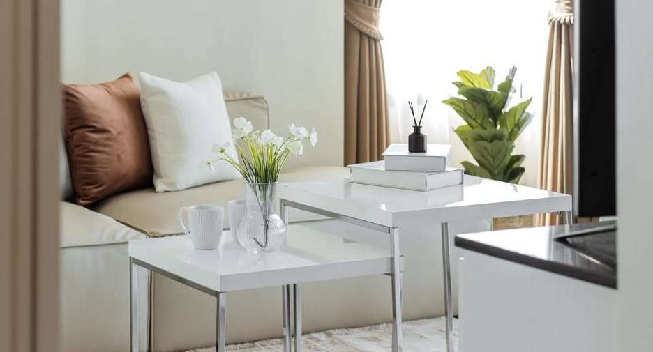 For rent 2 ベッドルーム condo in Pathum Wan, Bangkok