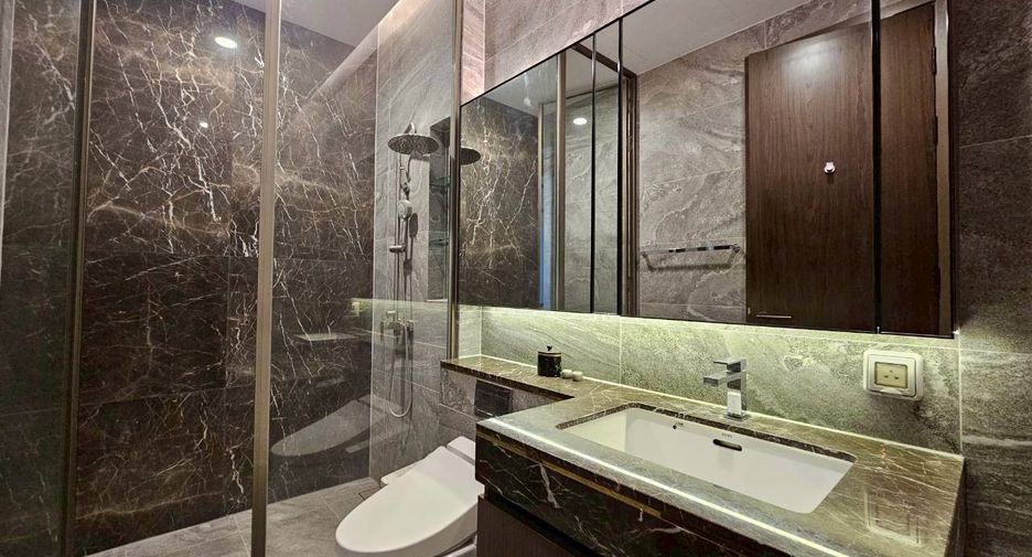 Condo en alquiler de 1 habitaciones en Khlong Toei, Bangkok