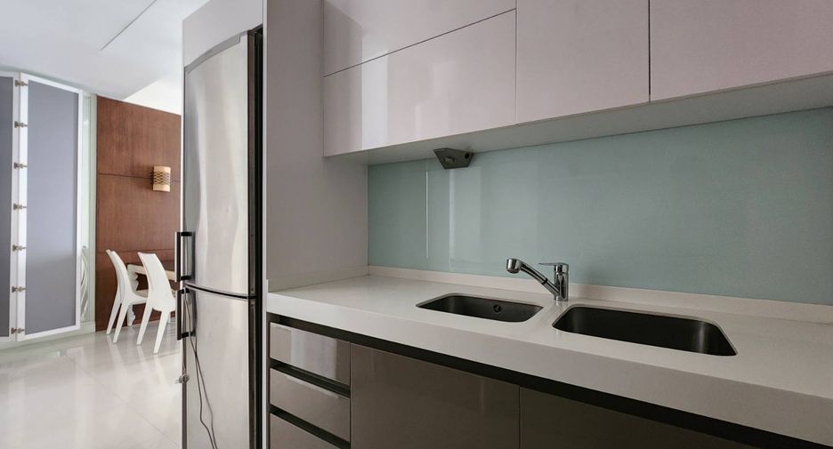 Condo en alquiler de 2 habitaciones en Pathum Wan, Bangkok
