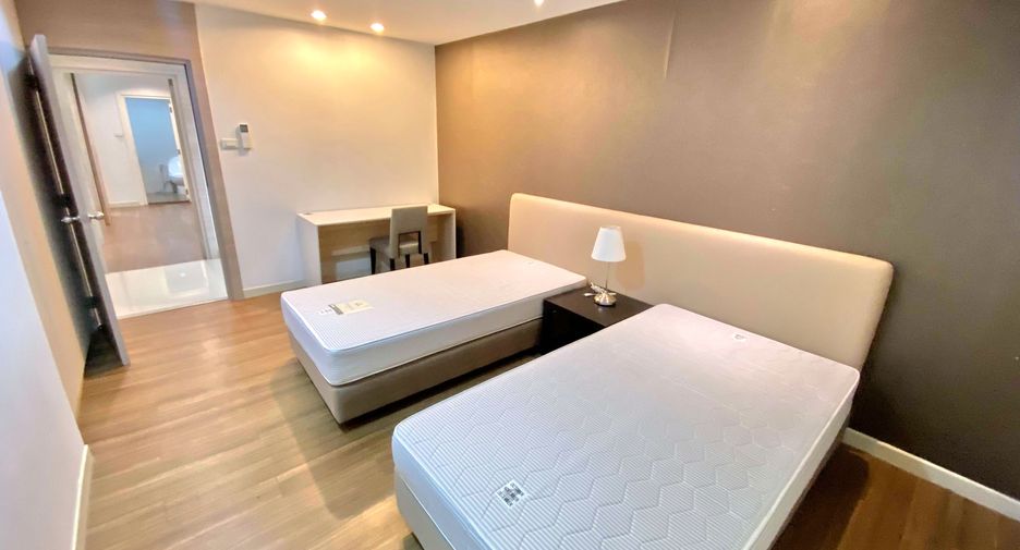 ให้เช่า 3 ห้องนอน คอนโด ใน วัฒนา, กรุงเทพฯ