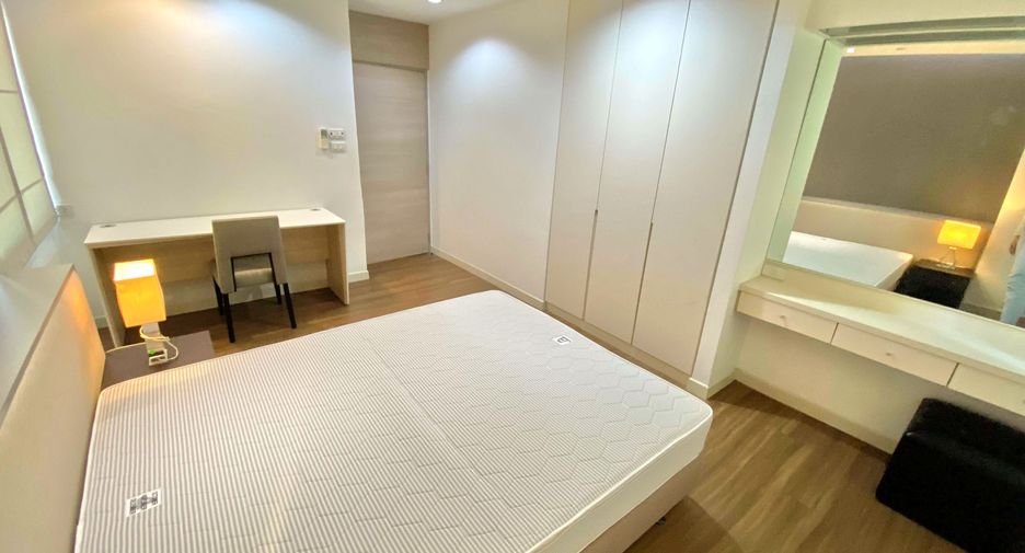 ให้เช่า 3 ห้องนอน คอนโด ใน วัฒนา, กรุงเทพฯ